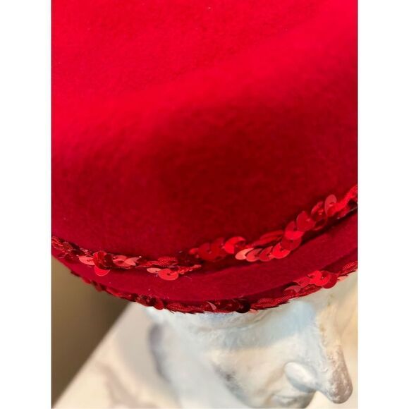 RED Felt Vintage Hat - Picture 5 of 7